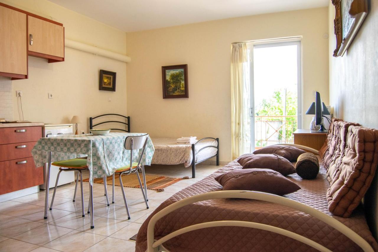 Gallery Suites "Athina" Mesolóngion Dış mekan fotoğraf